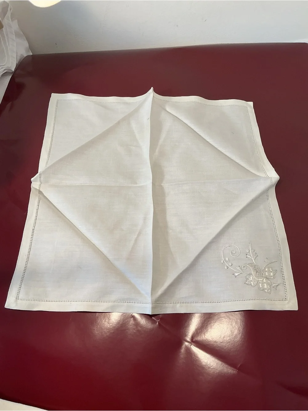 Vintage Embroidered Cotton Napkins - Cream (Set of 12)